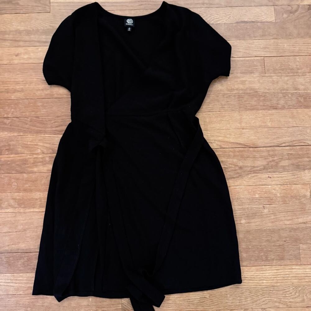 Bobeau Black Short Sleeve V-Neck Wrap Mini Dress Size XS
b49